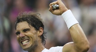 Nadal a Federer jasně postupují, Veselý nestačil na Kyrgiose