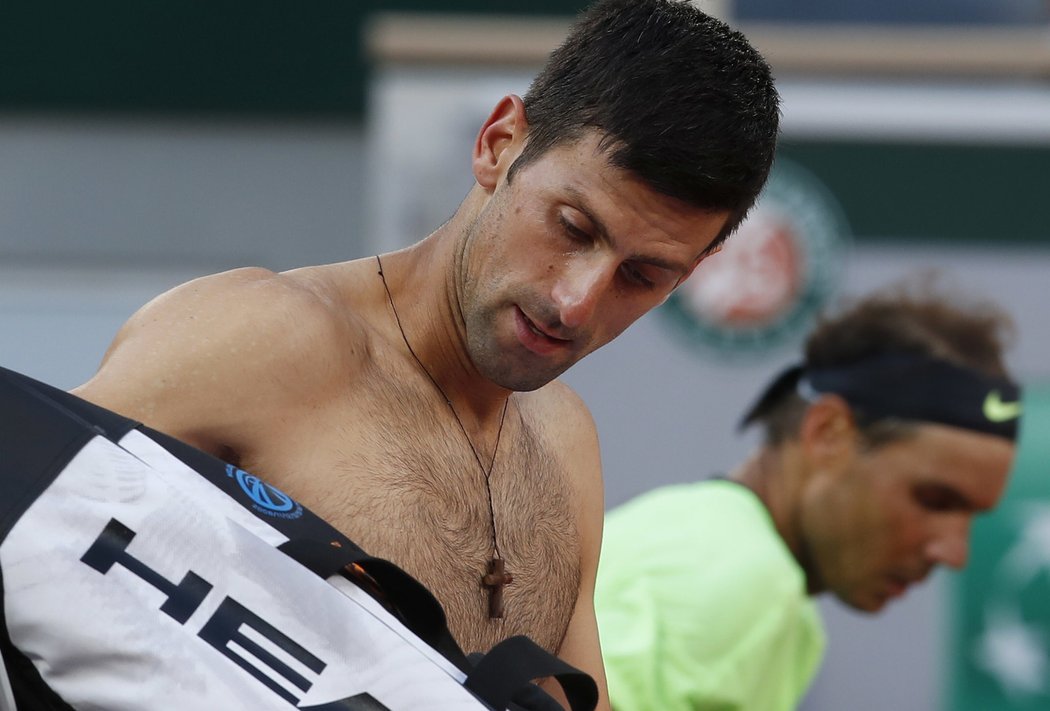 Novak Djokovič a Rafael Nadal. Dvě hrající legendy světového tenisu v semifinále Roland Garros