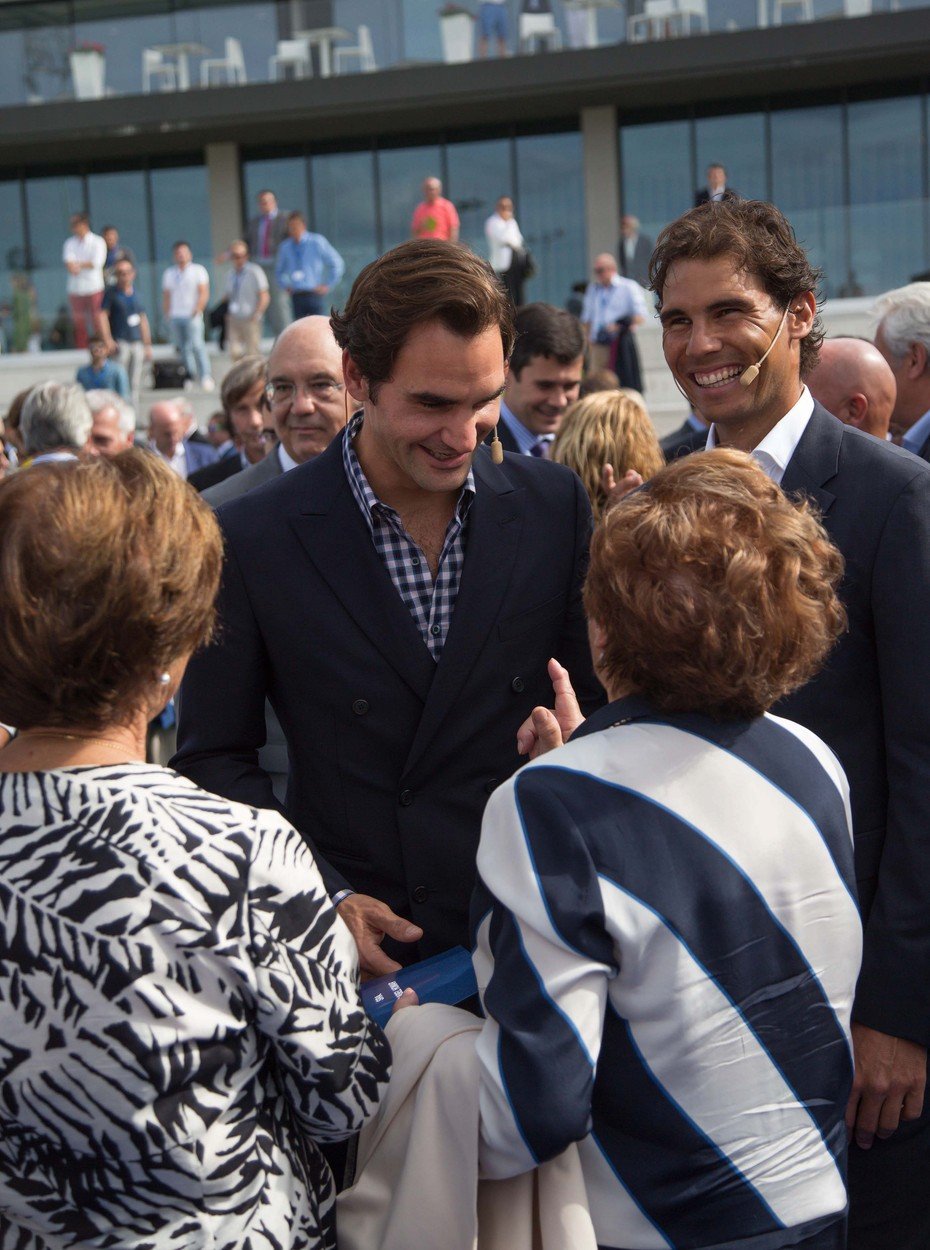 Roger Federer a Rafael Nadal diskutují s fanoušky