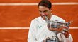 Rafael Nadal potřinácté vyhrál grandslamové Roland Garros. Ve finále smetl Novaka Djokoviče 6:0, 6:0 a 7:5