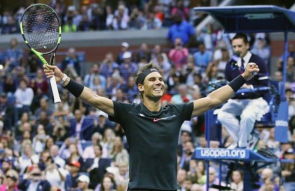 Rafael Nadal počtvrté v kariéře ovládl v jedné sezoně alespoň dva grandslamy, před US Open letos kraloval i na pařížské antuce.