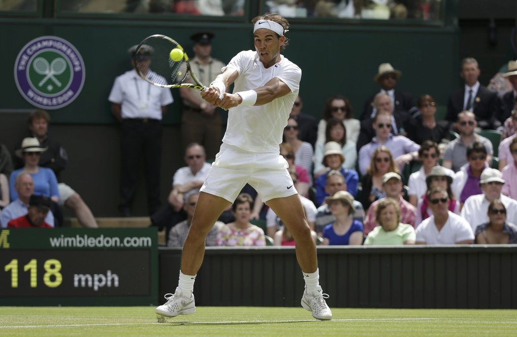 Nadal bojoval o každý míč a nakonec slavil vítězství