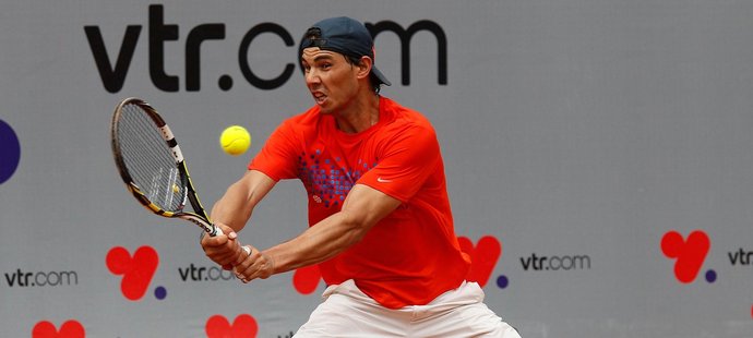 Rafael Nadal se vrací na dvorce, čelit bude českému páru