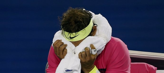 Rafael Nadal se zápasem druhého kola protrápil