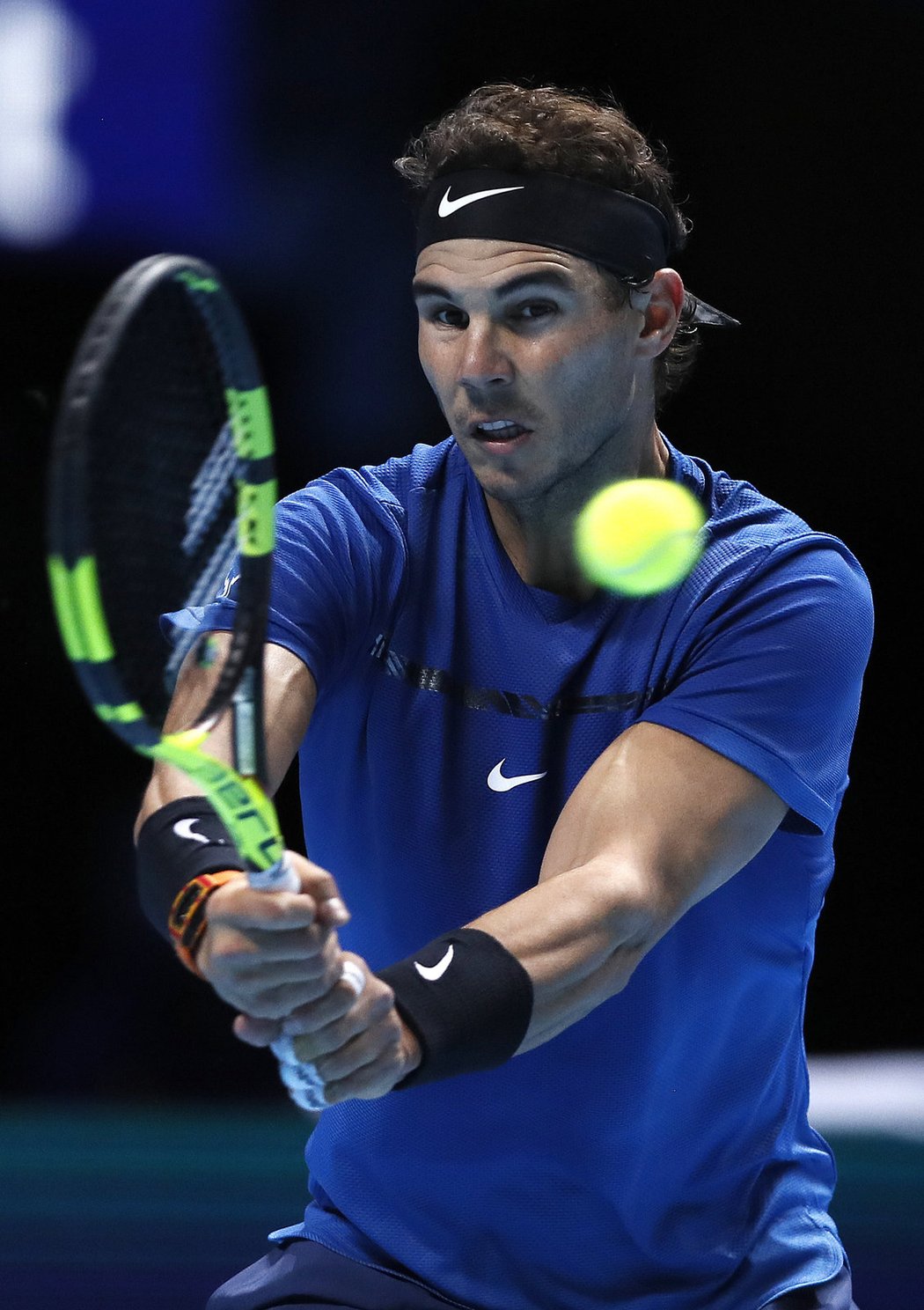 Rafael Nadal ve svém úvodním zápase na Turnaji mistrů