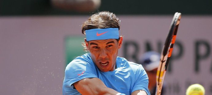 Rafael Nadal se na French Open prezentuje nejen výbornou hrou