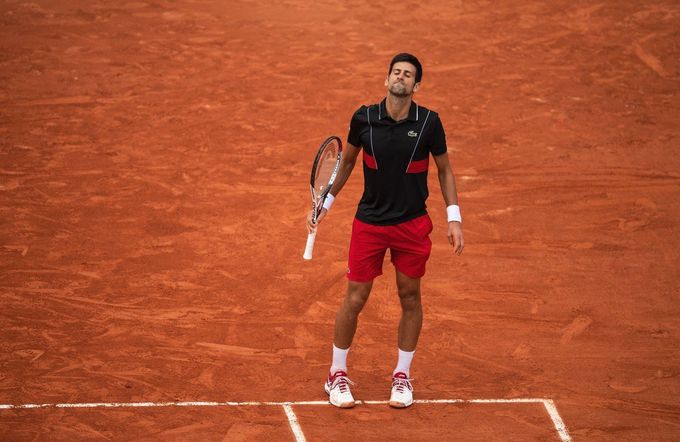 Djokovič končí na turnaji v Torontu. Vyřadil ho devatenáctiletý talent Djokovič končí na turnaji v Torontu. Vyřadil ho devatenáctiletý talent