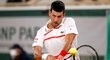 Novak Djokovič při svém prvním zápase na French Open 2020 proti Švédovi Mikaelu Ymerovi