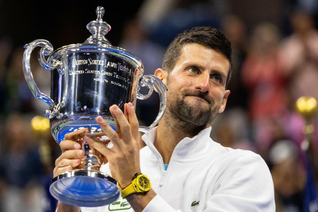 Novak Djokovič s titulem číslo 24 Novak Djokovič s titulem číslo 24