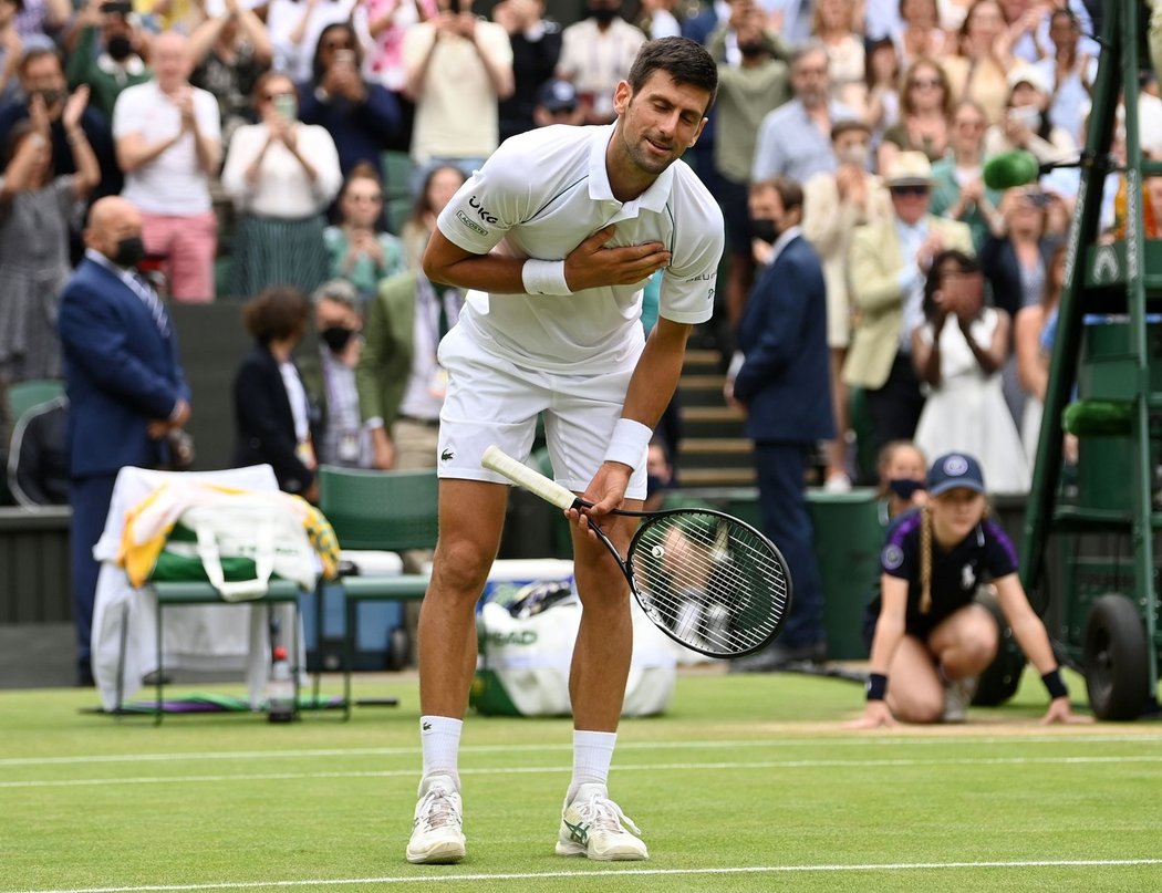 Novak Djokovič je ve svém desátém wimbledonském semifináe