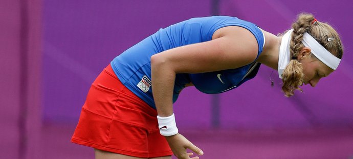 Petra Kvitová postoupila ve druhém kole olympijského turnaje ve Wimbledonu do třetího kola