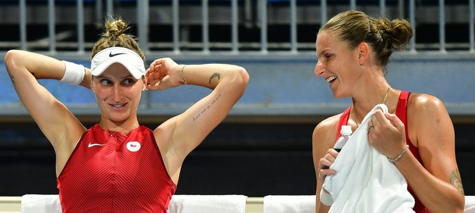 Vondroušová s Plíškovou v dobré náladě během osmifinále čtyřhry