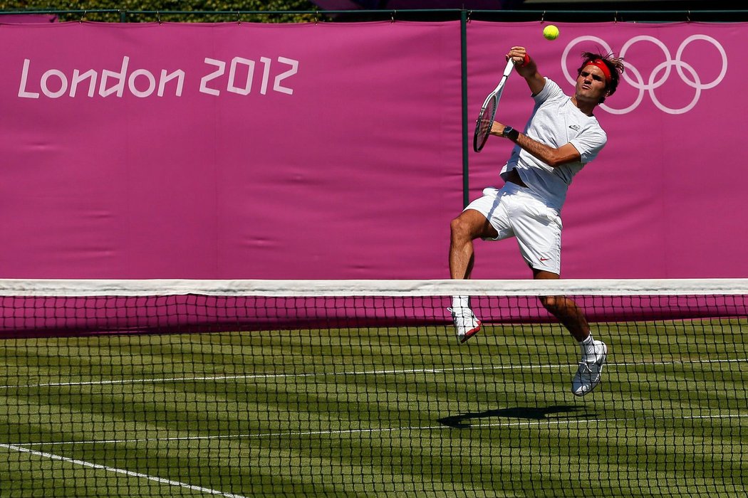 Nezvyklé pozadí Wimbledonu na jeho atraktivitě nic neubírá