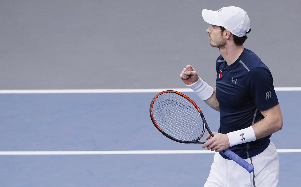 Andy Murray zvládl výhru ve dvou setech