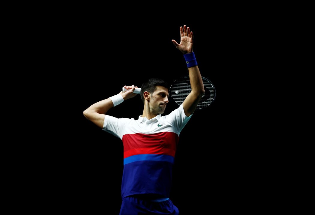 Novak Djokovič zvládl na turnaji v Paříži semifinále proti Hubertu Hurkaczovi