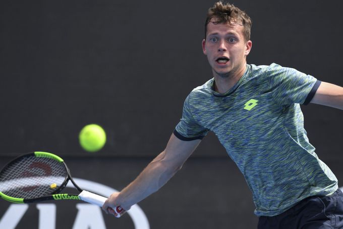 Kalamita českých tenistů. Z Davis Cupu se omluvili Rosol i Pavlásek Kalamita českých tenistů. Z Davis Cupu se omluvili Rosol i Pavlásek