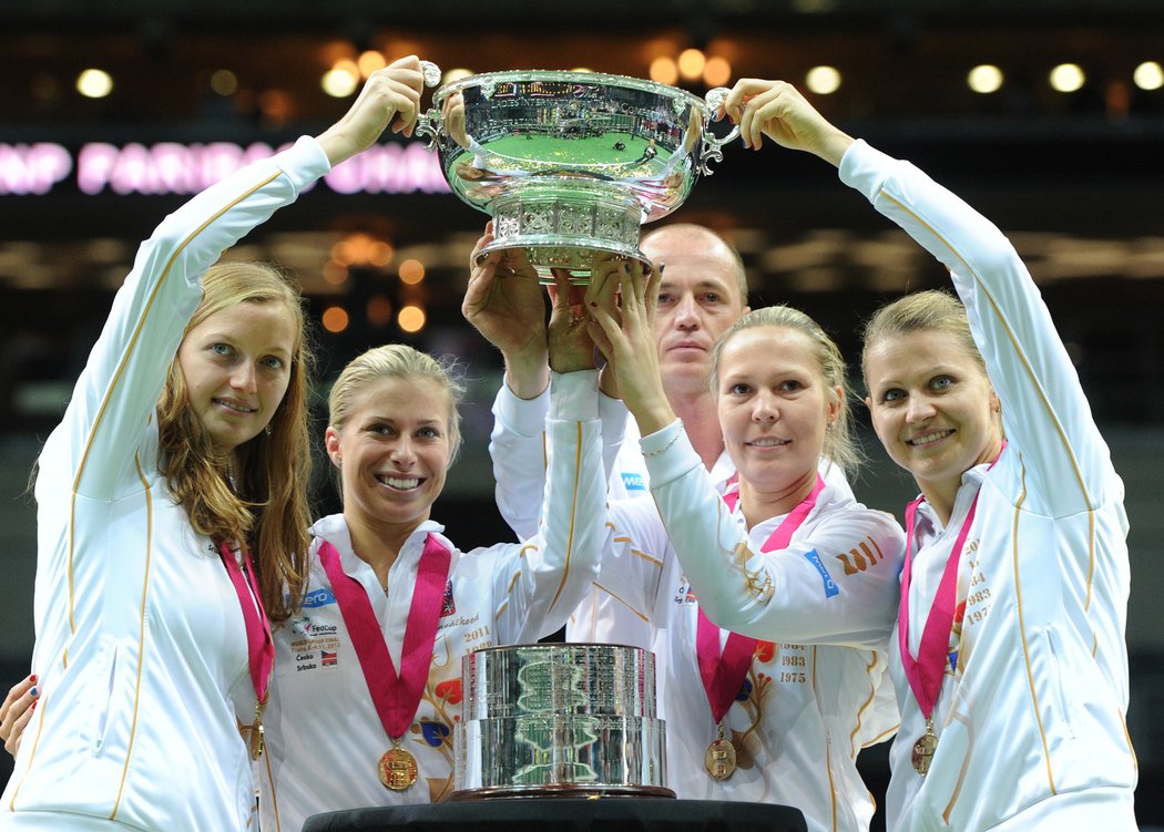 2012. Petra Kvitová, Andrea Hlaváčková, Lucie Hradecká a Lucie Šafářová pod vedením Petra Pály vyhrály Fed Cup, ve finále zdolaly Srbsko.