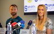 Jiří Vaněk na tiskové konferenci své partnerky Petry Kvitové Jiří Vaněk na tiskové konferenci své partnerky Petry Kvitové