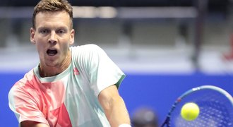 Berdych v Petrohradu pokračuje. Porazil Lorenziho a je v semifinále