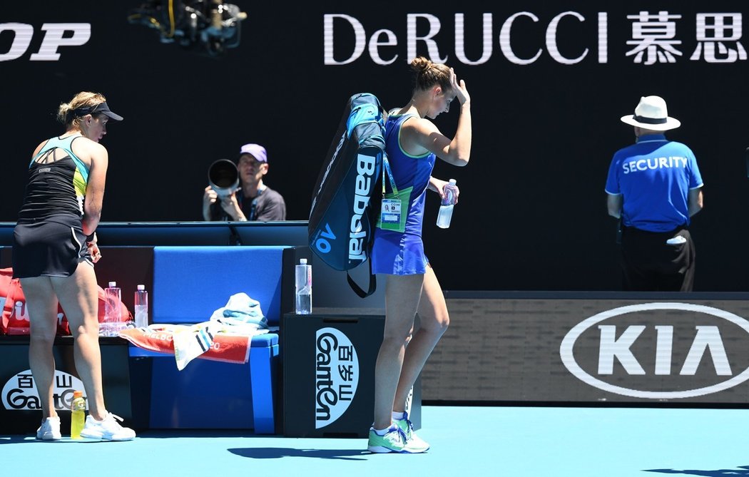 Karolína Plíšková skončila na grandslamovém Australian Open už ve třetím kole, s Ruskou Anastasií Pavljučenkovovou prohrála dvakrát 6:7.