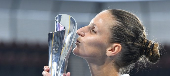 Celkově si Plíšková připsala už 16. turnajové vítězství. Díky tomu si upevnila pozici světové dvojky a druhé nasazené pro blížící se grandslam Australian Open.