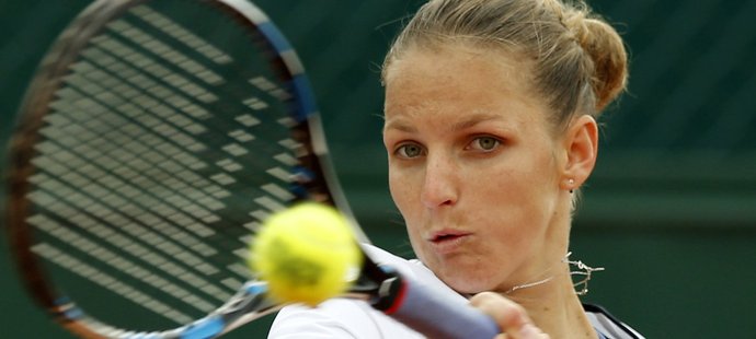 Karolína Plíšková postoupila na turnaji v Nottinghamu do semifinále. První nasazená hráčka porazila Australanku Asleigh Bartyovou 7:6, 7:6
