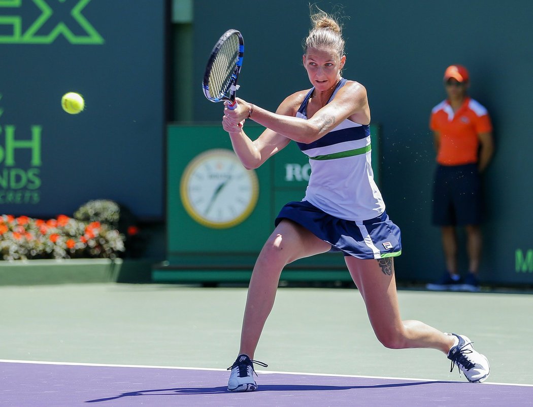 Česká tenistka Karolína Plíšková v semifinálovém utkání na turnaji v Miami