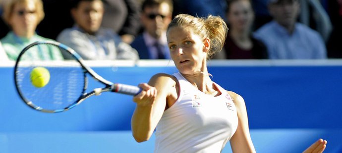 Karolína Plíšková si v Eastbourne po vítězství nad Johannou Kontaovou zahraje své druhé letošní finále.