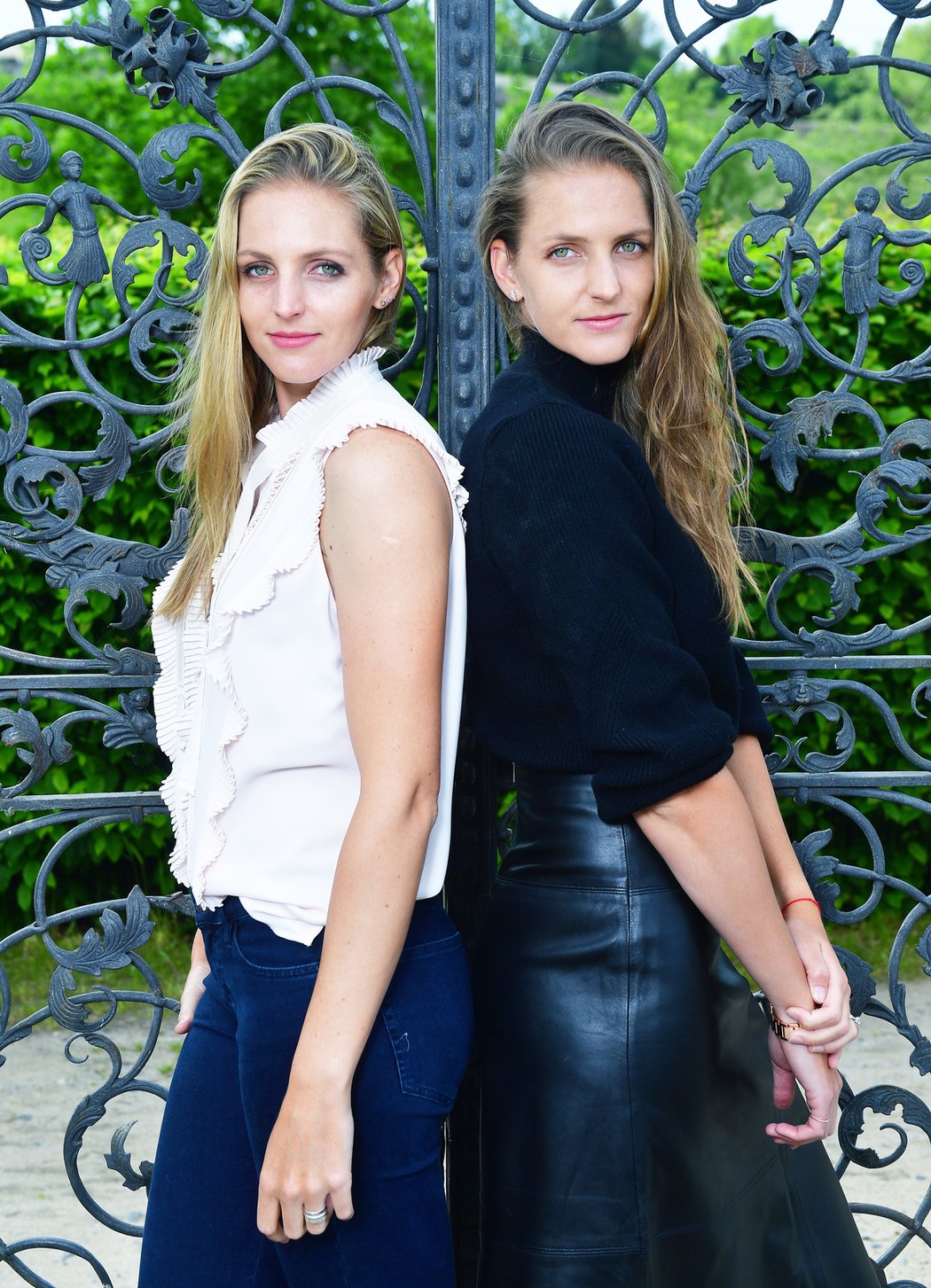 Slavné sestry Karolína (vpravo) a Kristýna Plíškovy na společném focení pro Sport magazín