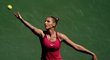 Kristýna Plíšková během českého souboje ve 2. kole US Open proti Petře Kvitové