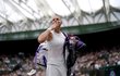 Česká tenistka Karolína Plíšková se raduje po postupu do semifinále Wimbledonu