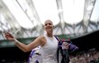 Česká tenistka Karolína Plíšková se raduje po postupu do semifinále Wimbledonu