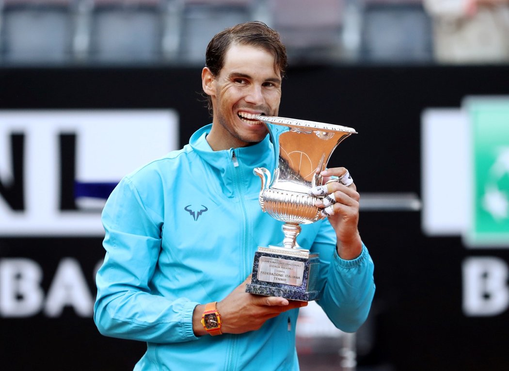 Španělský tenista Rafael Nadal podeváté v kariéře ovládl turnaj série Masters v Římě