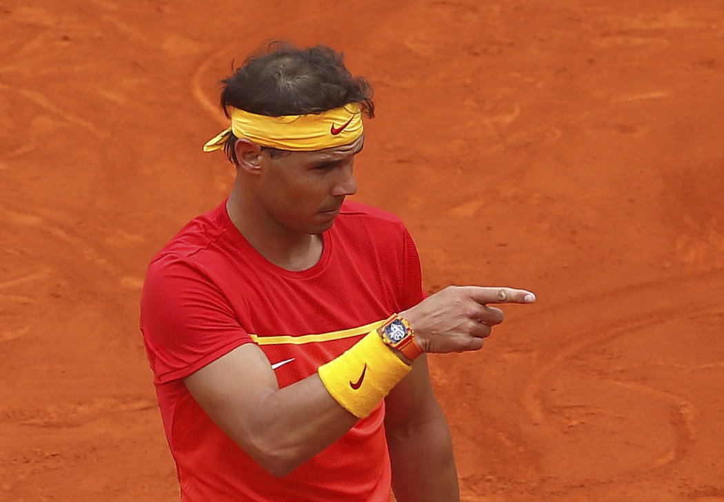 Rafael Nadal pomohl Španělsku dvěma body k postupu