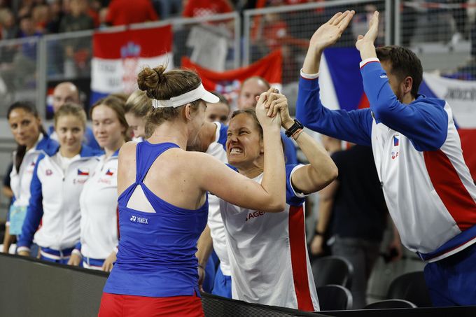 BJK Cup: Česko - Chorvatsko 2:1. Velkou bitvu rozhodla až čtyřhra, Pála se loučí záchranou BJK Cup: Česko - Chorvatsko 2:1. Velkou bitvu rozhodla až čtyřhra, Pála se loučí záchranou