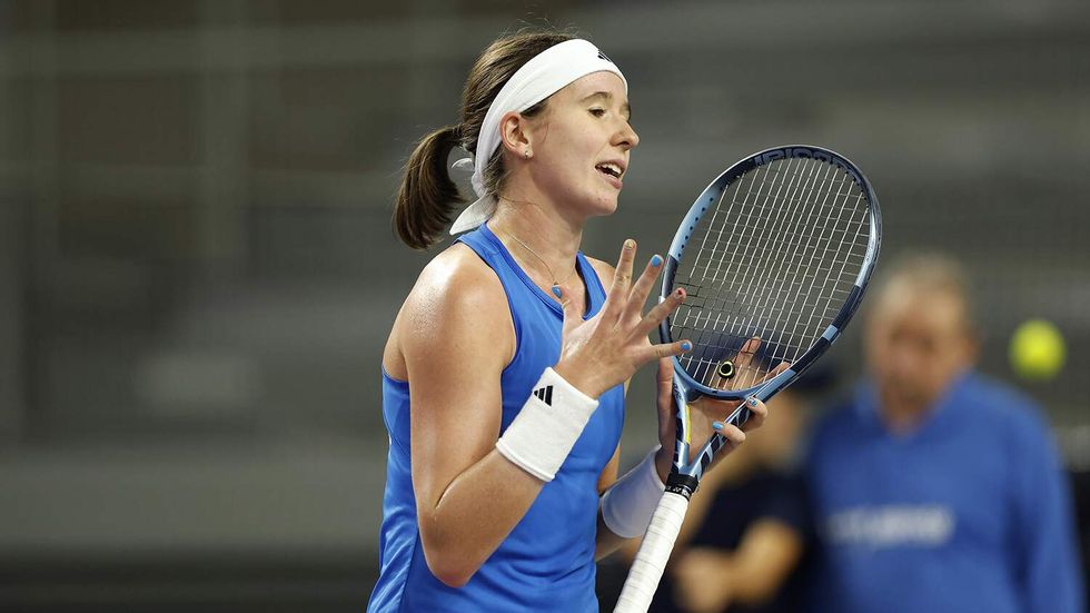 Nikola Bartůňková prohrála s Petrou Marčinkovou 3:6, 6:7