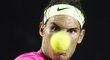 Španěl Rafael Nadal bojoval v Riu o postup do čtvrt na čtyři ráno. Na pořadatele byl hodně naštvaný.