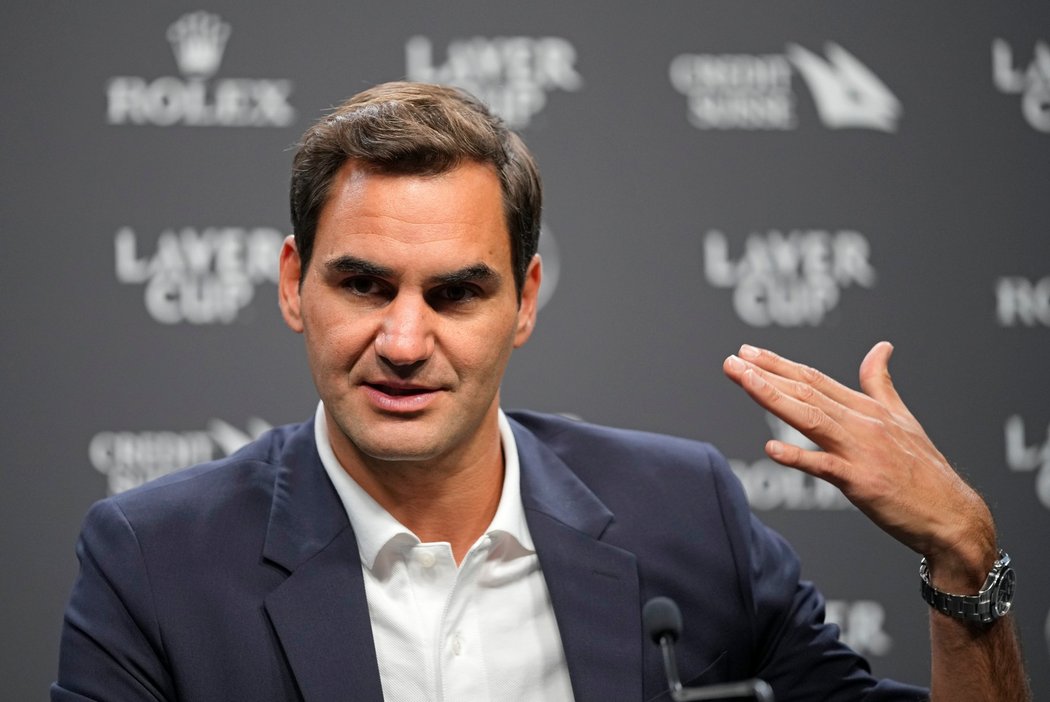 Roger Federer už dorazil do Londýna na svou poslední profesionální akci