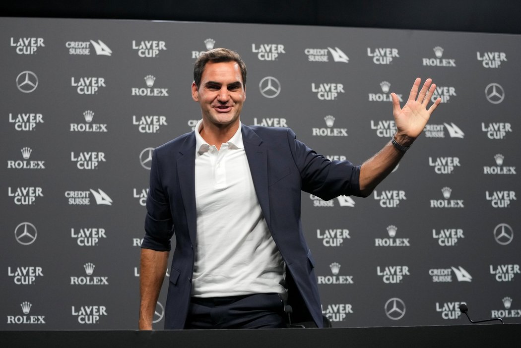 Roger Federer už dorazil do Londýna na svou poslední profesionální akci