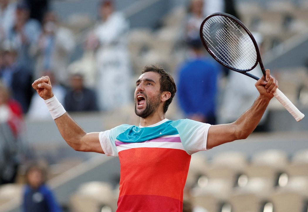 Marin Čilič slaví postup do semifinále Roland Garros