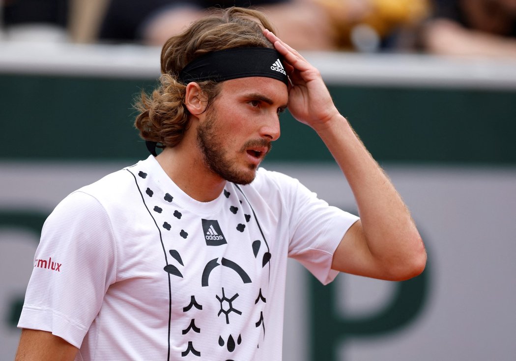 Stefanos Tsitsipas ve druhém kole Roland Garros