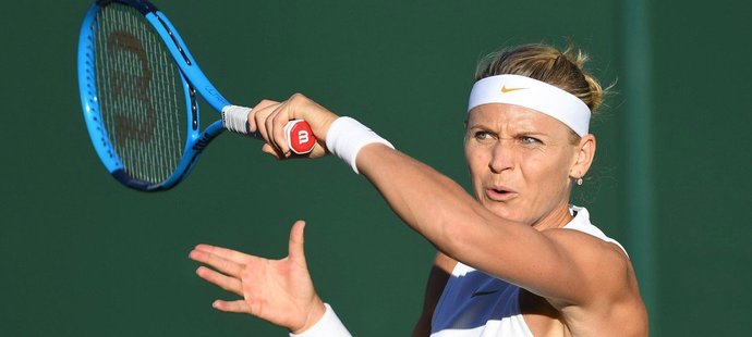 Lucie Šafářová vypadla na turnaji v Québeku už v prvním kole