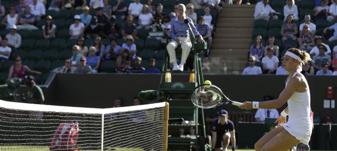 Lucie Šafářová se na postup do 2. kola Wimbledonu pořádně nadřela