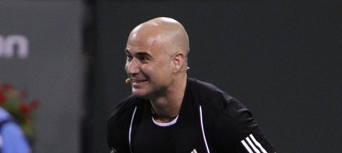 Andre Agassi si dělá legraci ze Samprase.