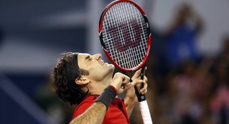 Skvělý Federer zdolal v Šanghaji i Simona a slaví 81. titul v kariéře