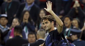 Smutný návrat krále. Federer vypadl v Číně už v prvním zápase