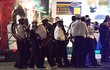 Hosty, kteří mohli popíjet i venku, bavila místní neworleanská jazzová kapela Hosty, kteří mohli popíjet i venku, bavila místní neworleanská jazzová kapela