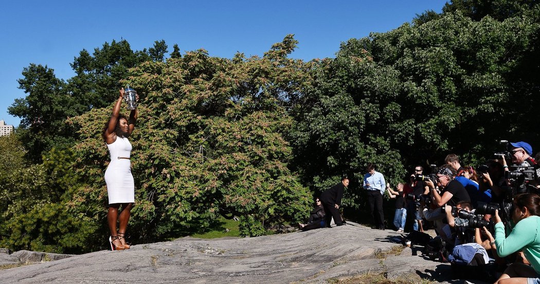 Serena na kameni. Americká tenistka zapózovala fotografům v Central Parku