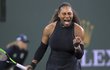 Bývalá světová jednička Serena Williamsová první zápas na okruhu WTA po mateřské pauze vyhrála.