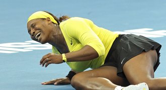 VIDEO: Prokletá Serena. Znovu se zranila, přijde o Australian Open?